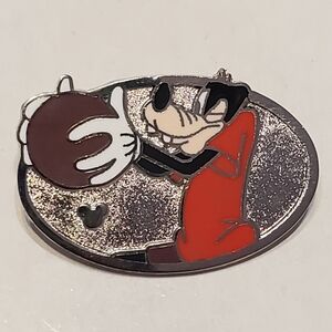 Disney Pin Trading Sports Goofy Basketball Hidden Mickey Pin
